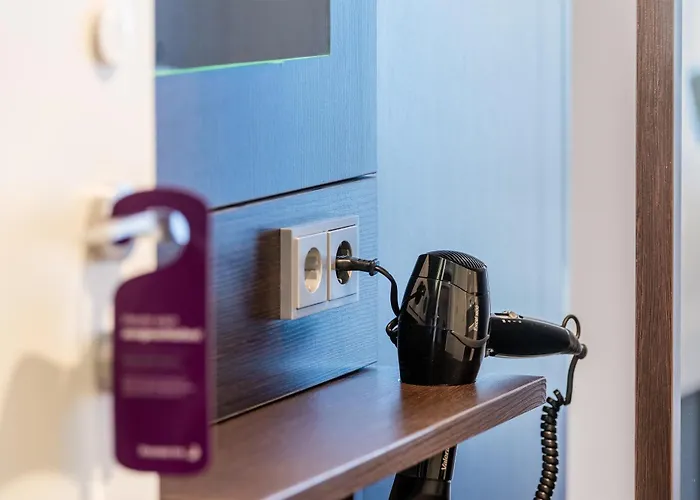 Premier Zentrum Szálloda 3*